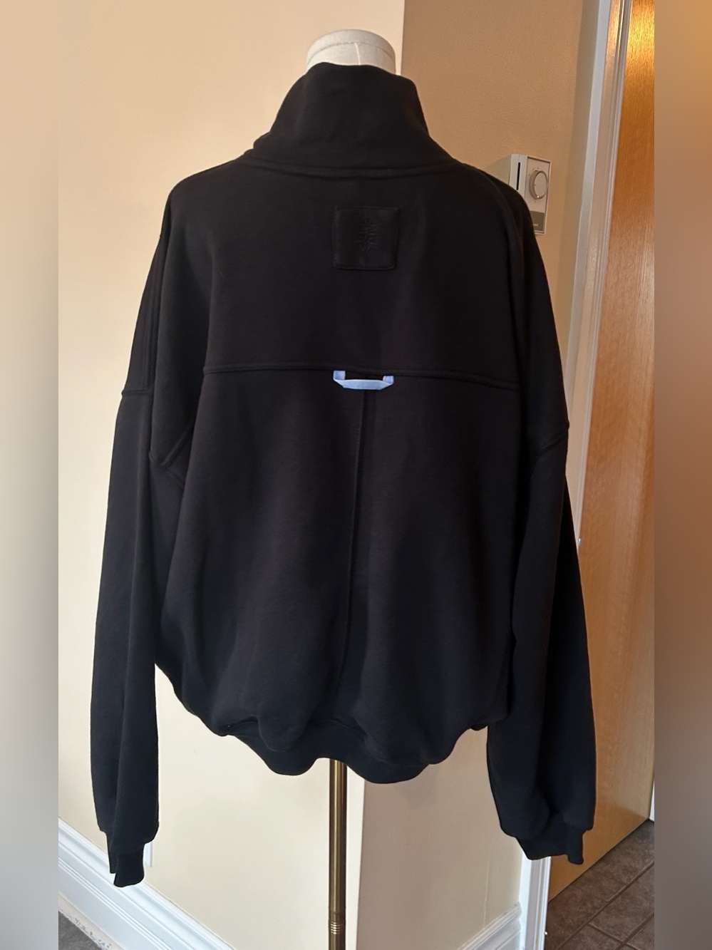 FREE PEOPLE × Movement On Your Mark Logo Mock Neck Pullover size medium - Picture 8 of 9